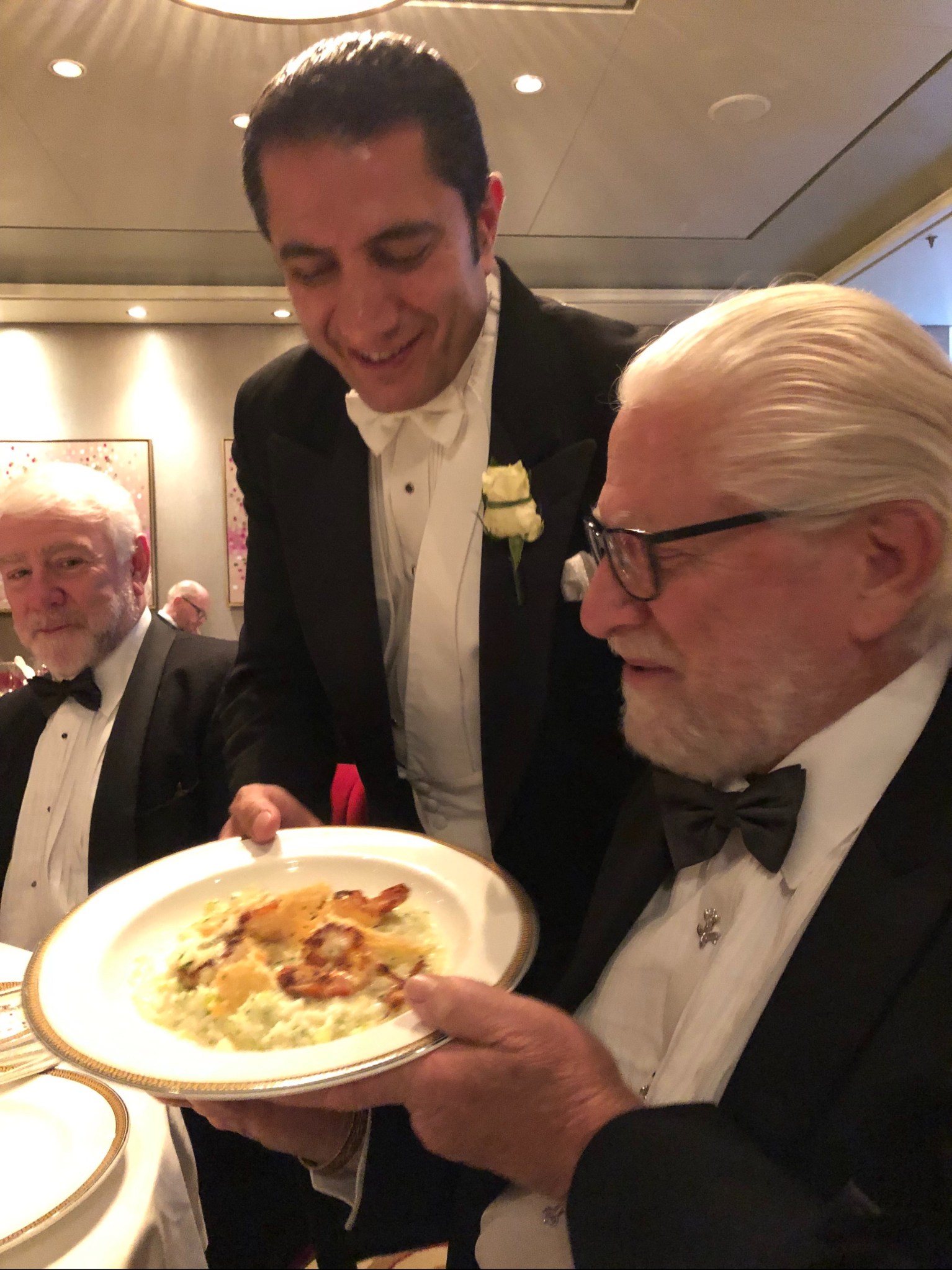 qogbfb0zrraebgjxmdxmkw