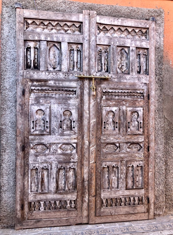 38EF95E3-4C7B-4B81-A331-F5F399078D88