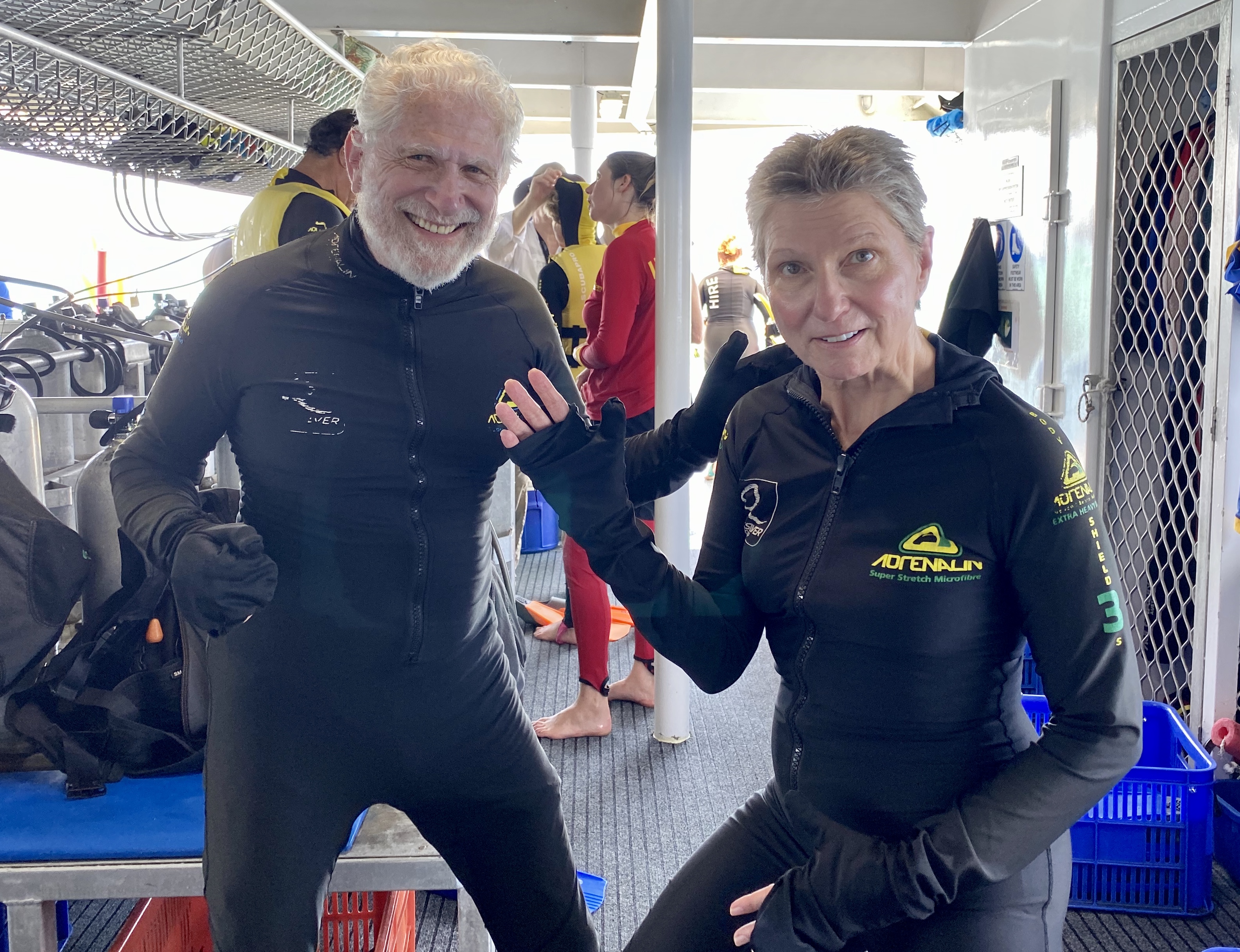 90F4DDF0-A92F-42A3-A590-241EDD5B7723