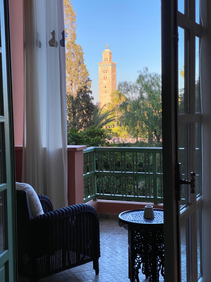 D6B41725-67ED-4136-9DE3-8DF84384EA35