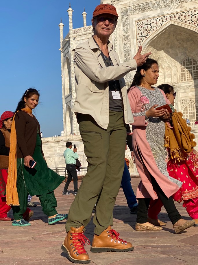 F292DBFB-1720-4FF2-9A9D-7E5A9C7B99B4